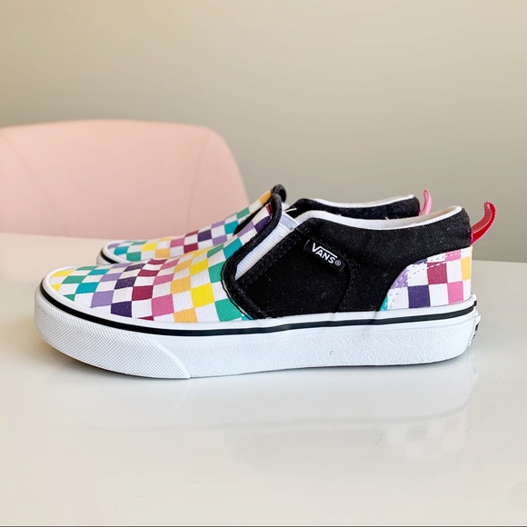 Vans Rainbow Checkered Slip On Sneaker - 2 - Picture 2 of 9